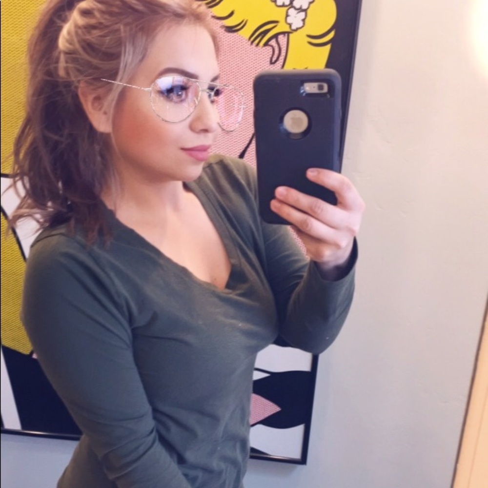 Meet your Posher, Jazmin